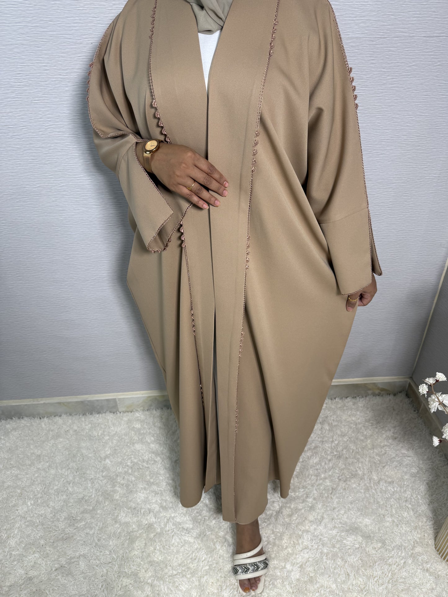 G034 Brown Bahraini Abaya Set