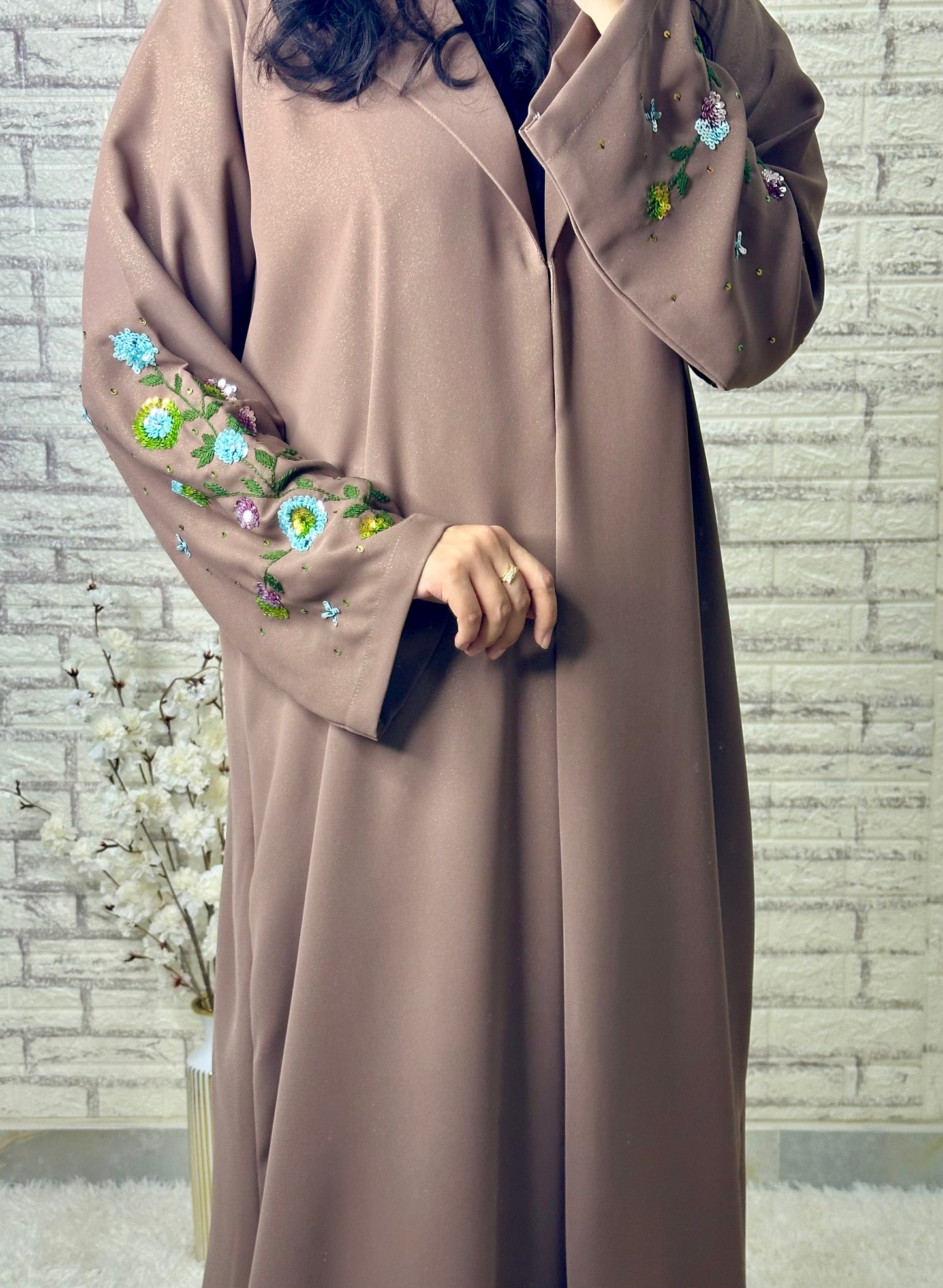 G001  C Wave Brown Abaya Set